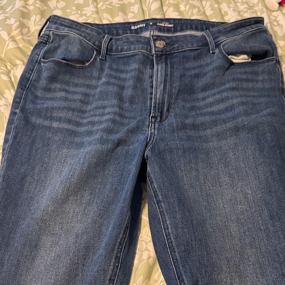Old Navy Women's Classic Blue Straight Leg Jeans